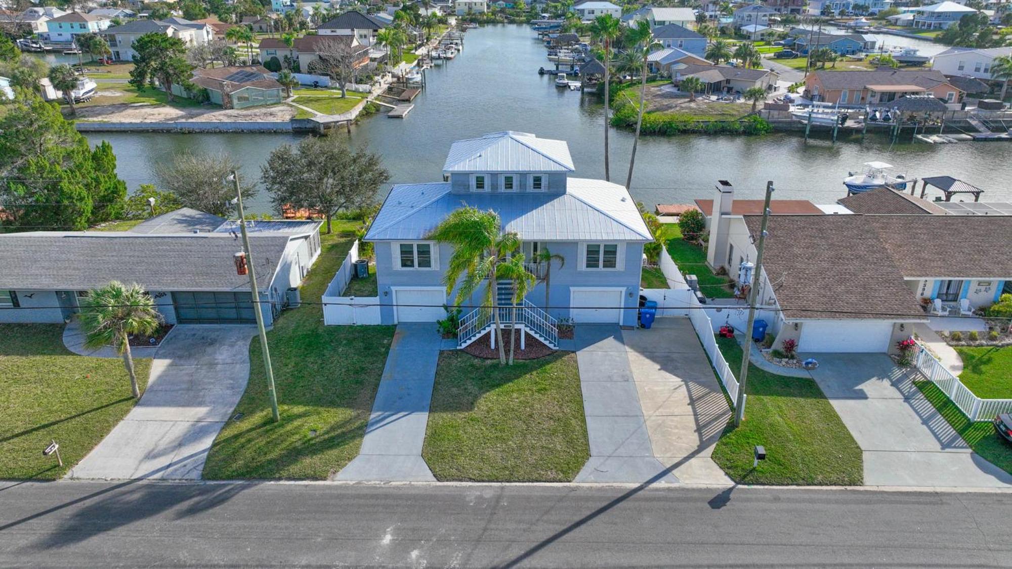 Hernando Beach 5 Bed3Bath Waterfront Pool Home With Full Gym, Office, And Heated Pool! מראה חיצוני תמונה