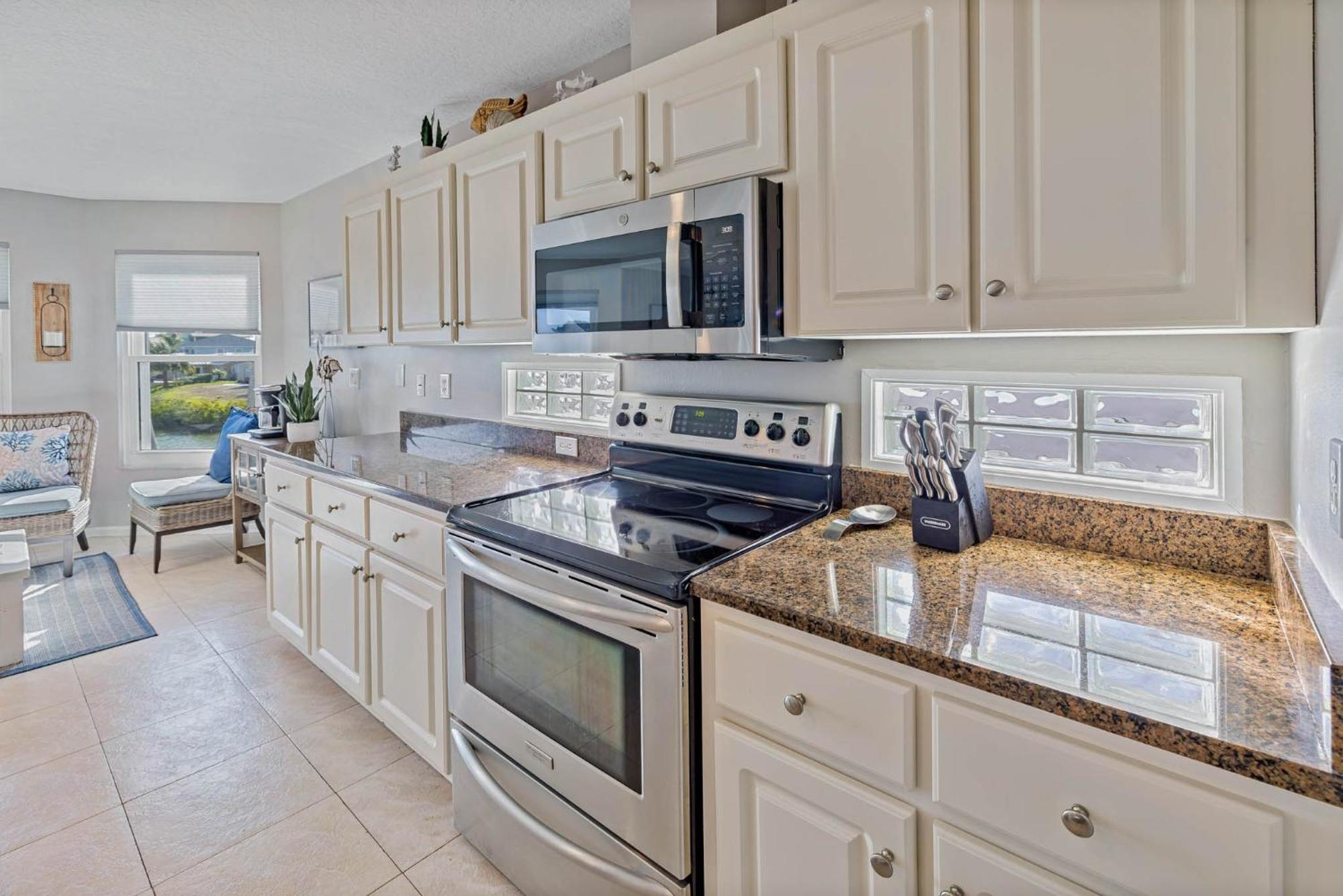 Hernando Beach 5 Bed3Bath Waterfront Pool Home With Full Gym, Office, And Heated Pool! מראה חיצוני תמונה