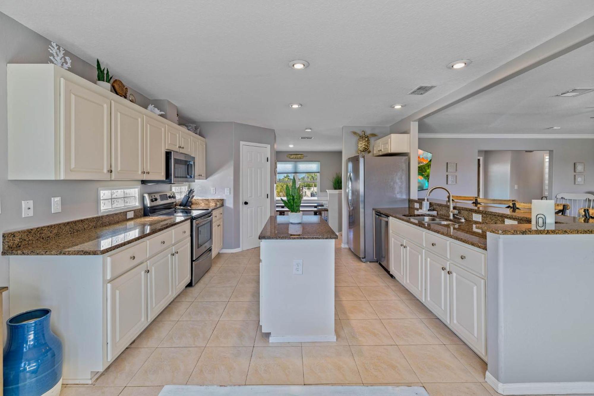 Hernando Beach 5 Bed3Bath Waterfront Pool Home With Full Gym, Office, And Heated Pool! מראה חיצוני תמונה
